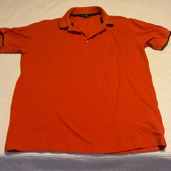 Gas - Picture 1 of 4